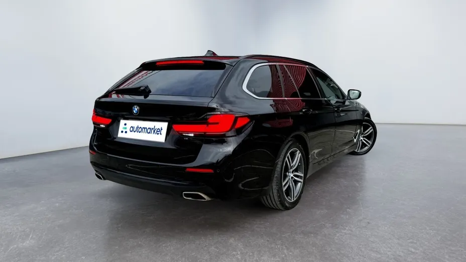 BMW Seria 5 520d xDrive Luxury Line sport-aut