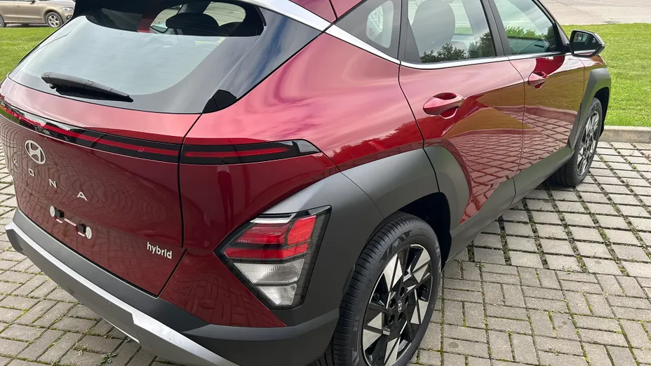 HYUNDAI Kona Kona 1.6 GDI Hybrid Executive DCT Nowy