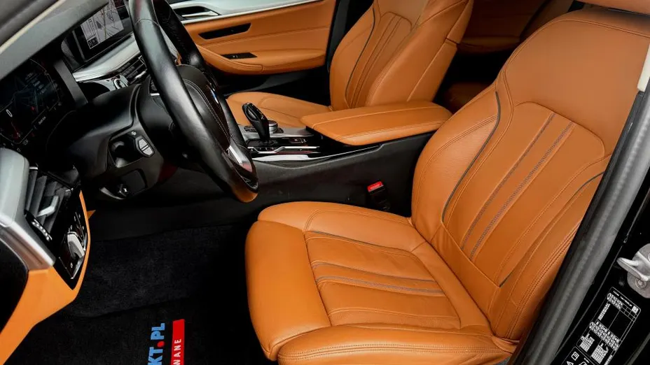 BMW Seria 5 520d xDrive Luxury Line sport-aut