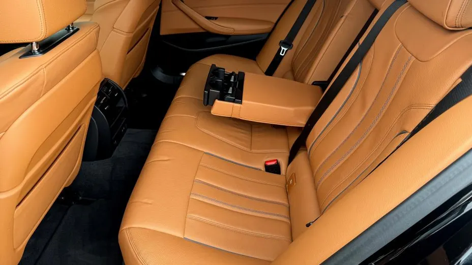 BMW Seria 5 520d xDrive Luxury Line sport-aut