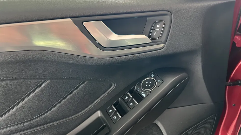 FORD Focus Focus 1.0 EcoBoost Titanium aut