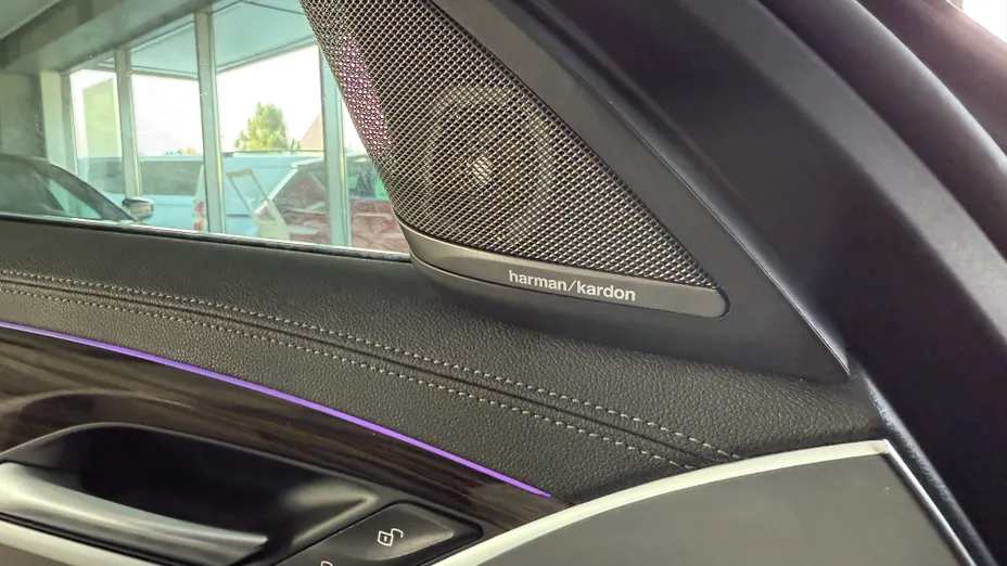 BMW Seria 5 530i GPF xDrive Luxury Line aut