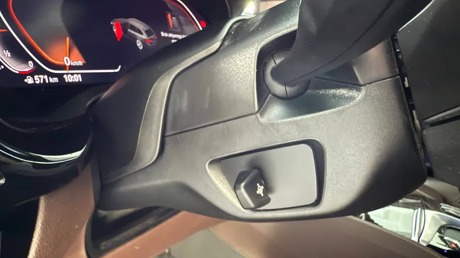 BMW Seria 5 530i GPF xDrive Luxury Line aut