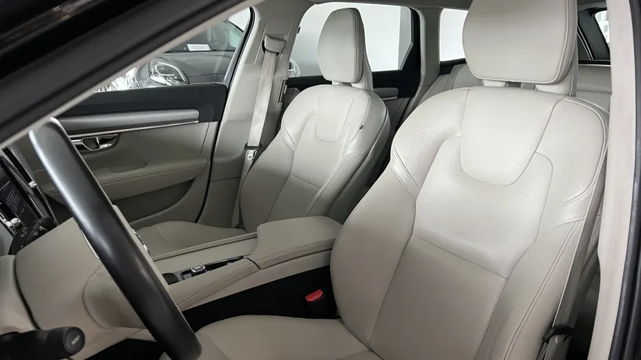 VOLVO V90 V90 T4 Momentum aut