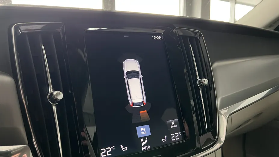 VOLVO V90 V90 T4 Momentum aut