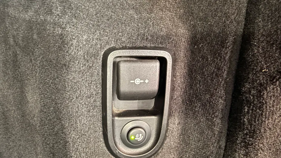 BMW Seria 5 530i GPF xDrive Luxury Line aut