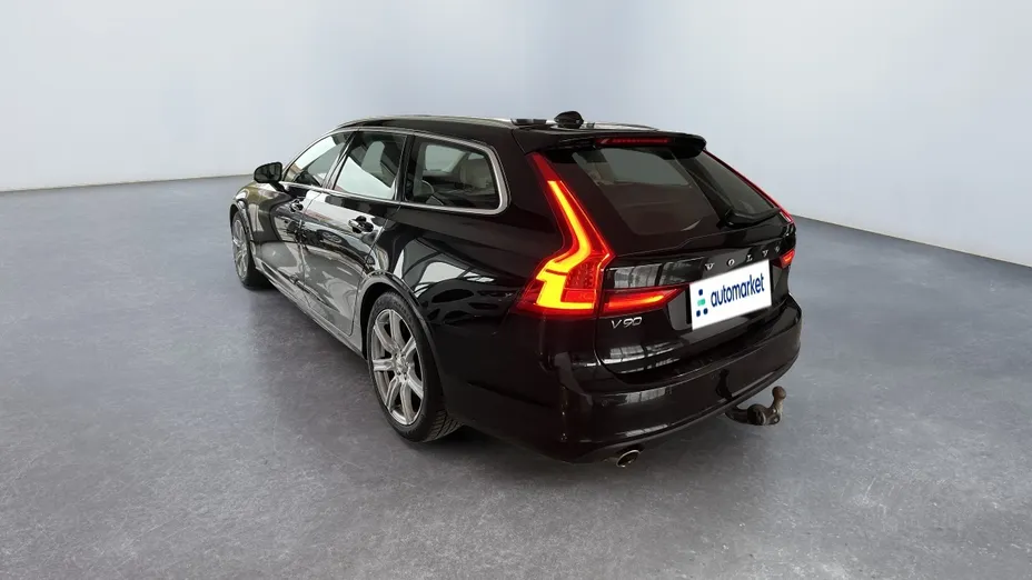 VOLVO V90 V90 T4 Momentum aut