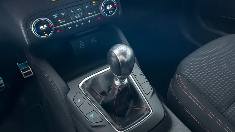 FORD Kuga Kuga 2.0 EcoBlue mHEV FWD ST-Line