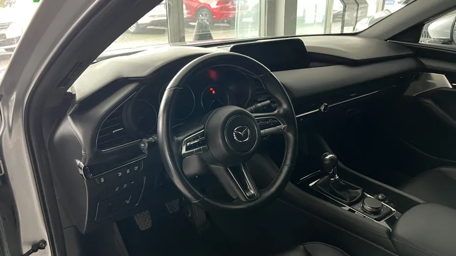 MAZDA 3 3 2.0 mHEV Homura
