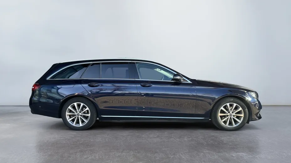 MERCEDES-BENZ E Klasa E 220 d 9G-TRONIC
