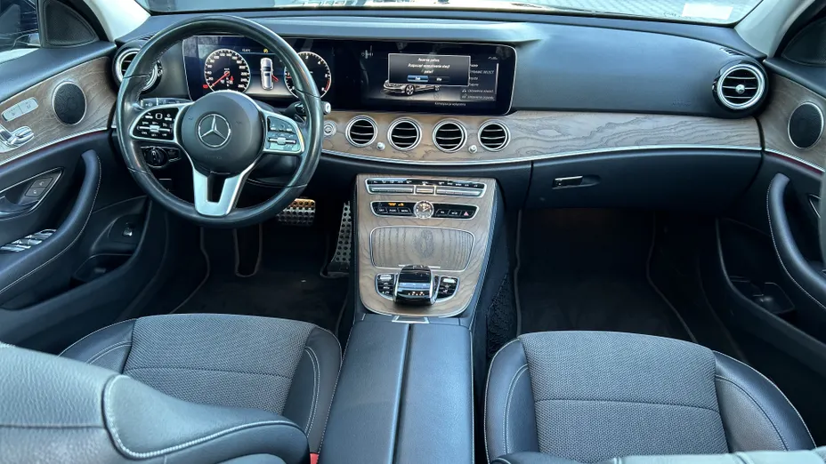 MERCEDES-BENZ E Klasa E 220 d 9G-TRONIC