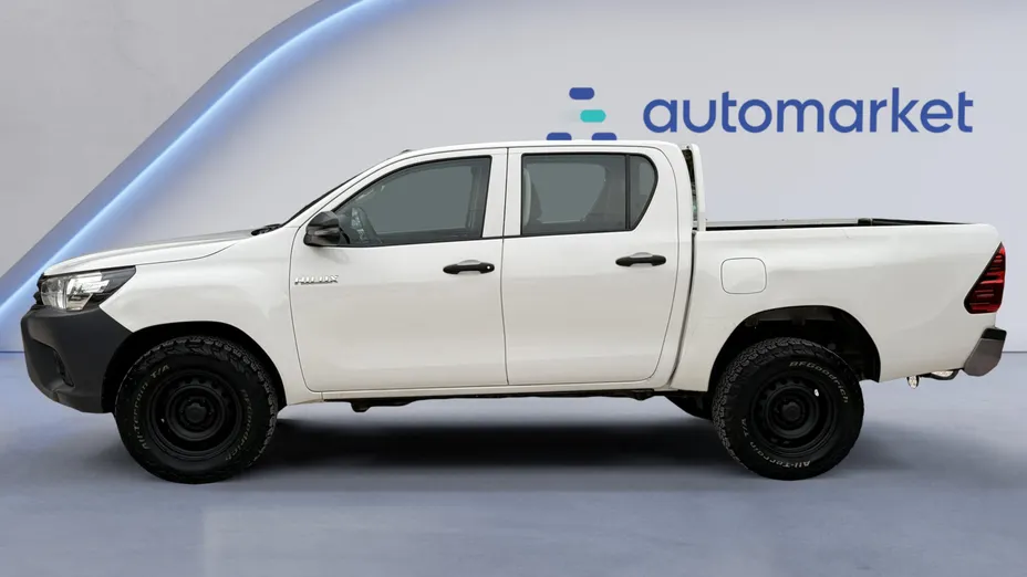 TOYOTA HiLux Hilux 2.4 D-4D Double Cab DLX 4x4