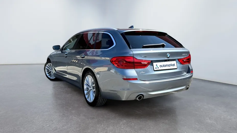 BMW Seria 5 520d xDrive sport-aut