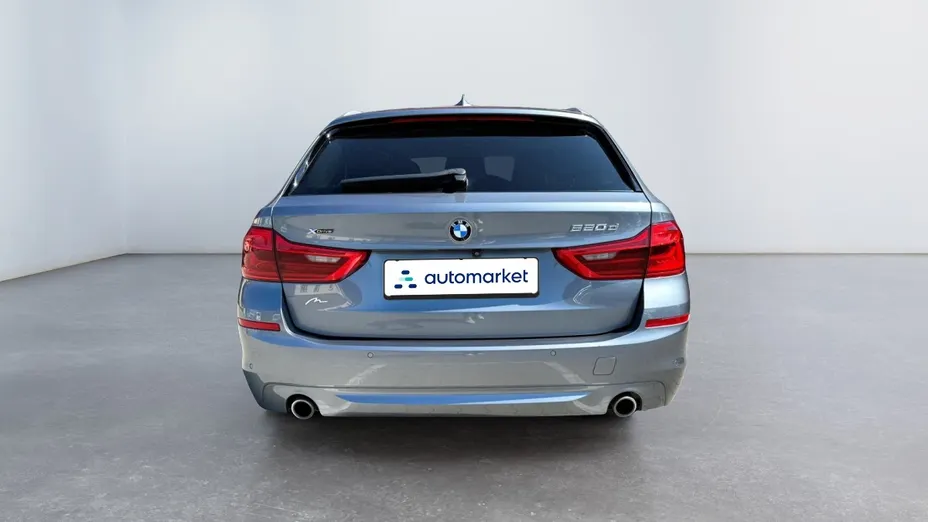 BMW Seria 5 520d xDrive sport-aut