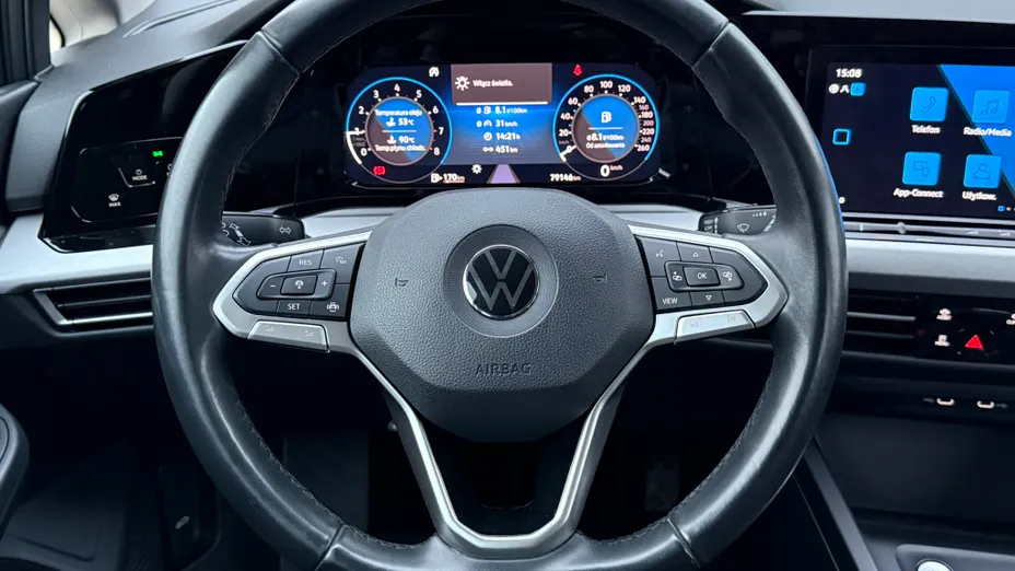 VOLKSWAGEN Golf Golf VIII 1.0 TSI Life