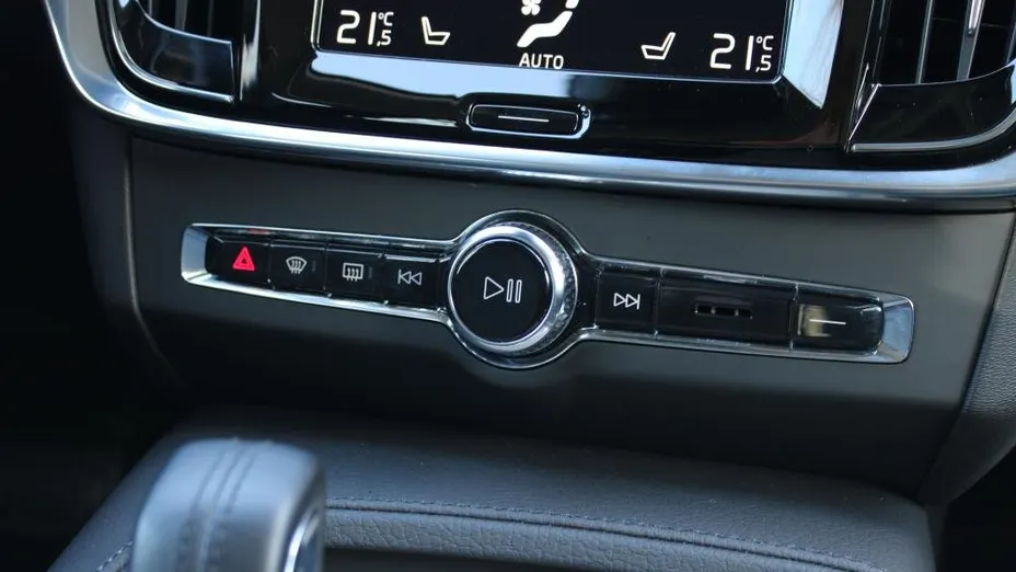 VOLVO V90 V90 CC B4 D AWD Pro aut