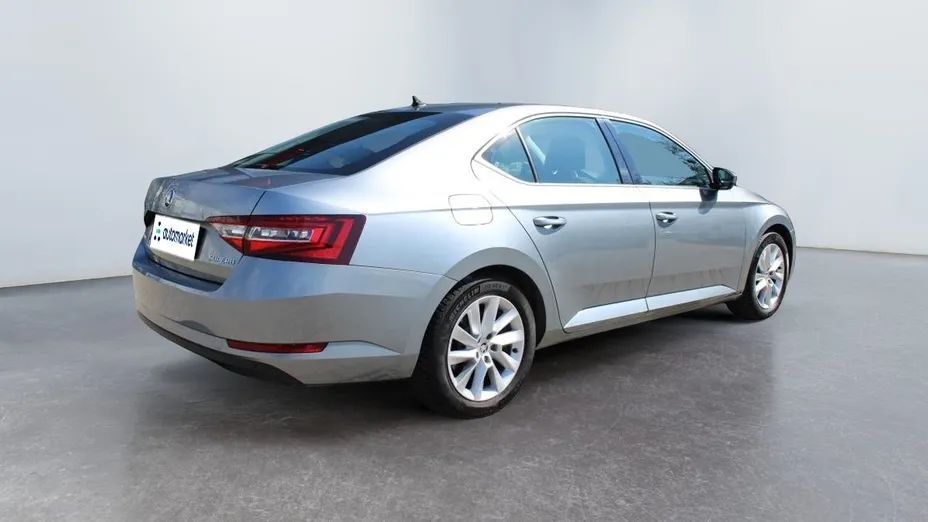SKODA Superb Superb 1.8 TSI Ambition DSG