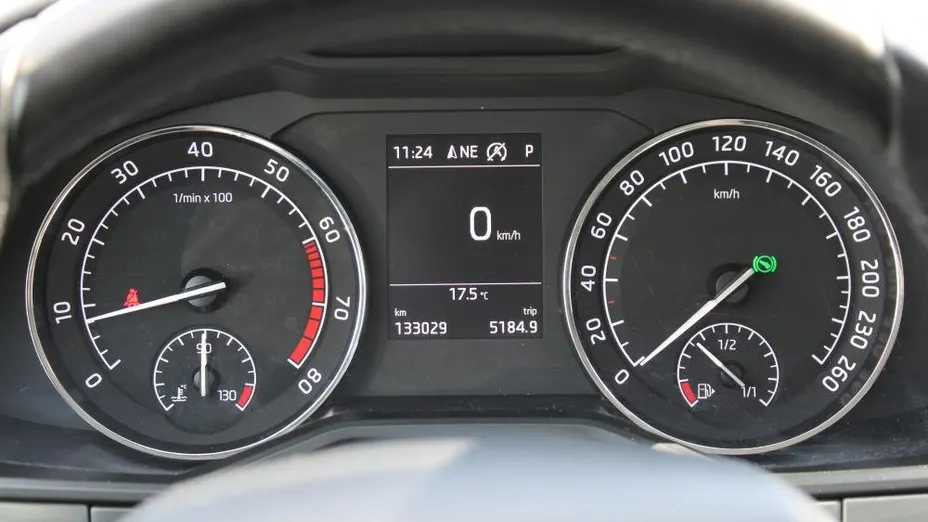 SKODA Superb Superb 1.8 TSI Ambition DSG
