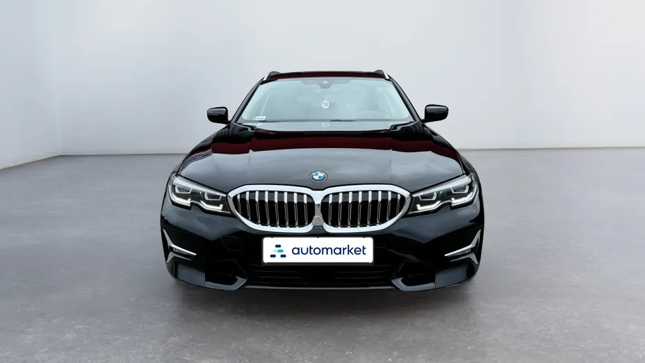 BMW Seria 3 320d xDrive Luxury Line sport-aut