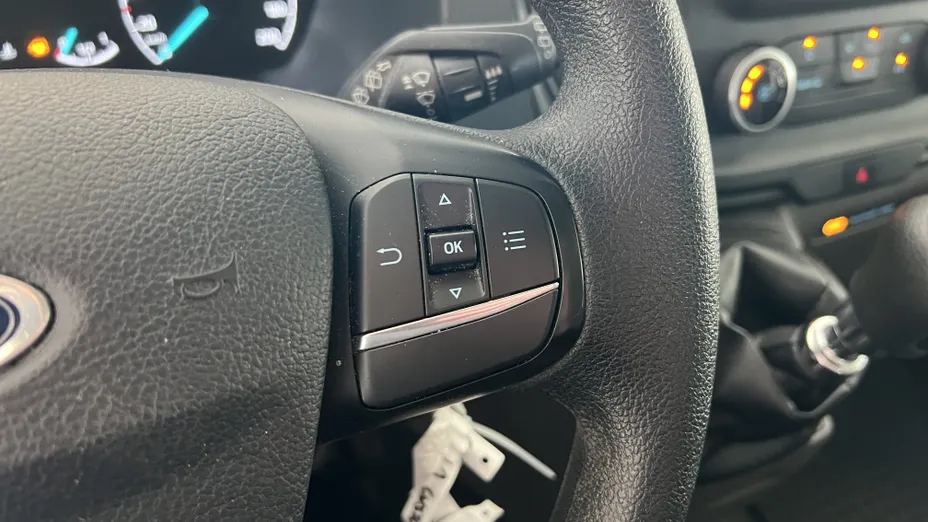 FORD Transit Custom Transit Custom Kombi 320 L1H1 Trend