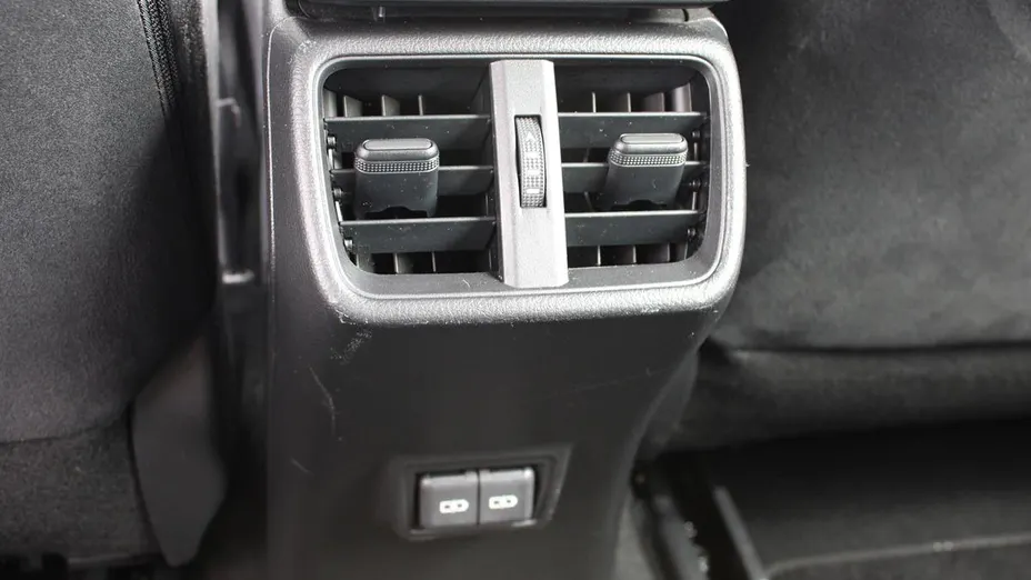 LEXUS UX UX 250h GPF Business Edition 2WD