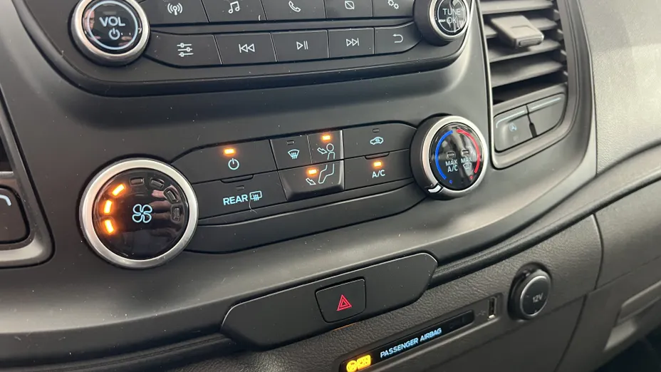 FORD Transit Custom Transit Custom Kombi 320 L1H1 Trend