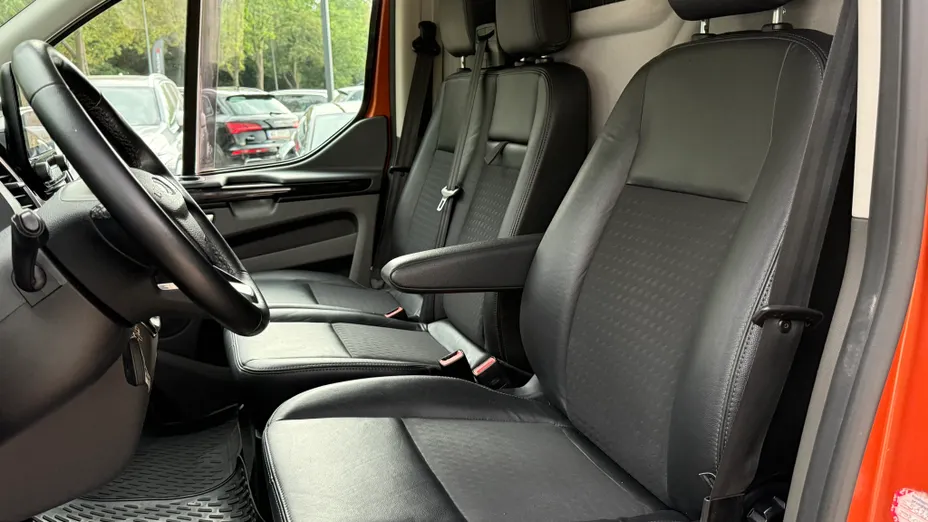 FORD Transit Custom Transit Custom 320 L2H1 Sport