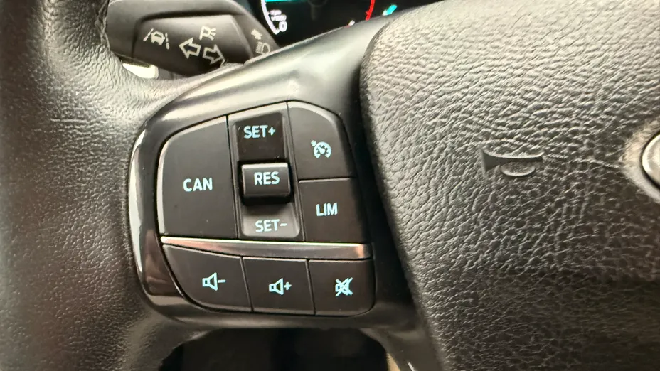 FORD Transit Custom Transit Custom 320 L2H1 Sport