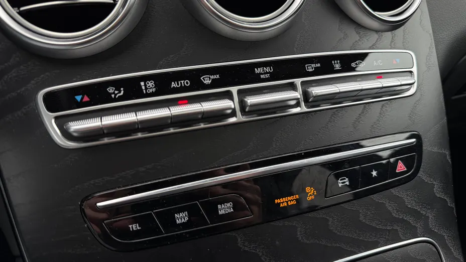 MERCEDES-BENZ GLC GLC 300 e 4-Matic AMG Line