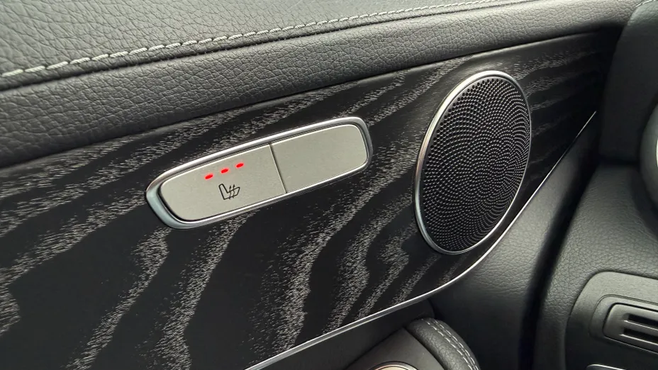 MERCEDES-BENZ GLC GLC 300 e 4-Matic AMG Line