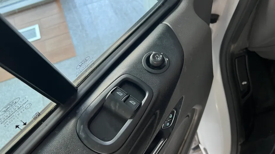 FORD Transit Custom Transit Custom 300 L2H1 Trend