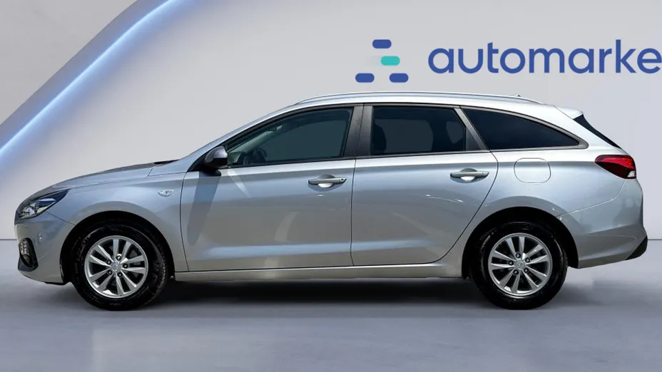 HYUNDAI i30 i30 1.5 DPI Classic +