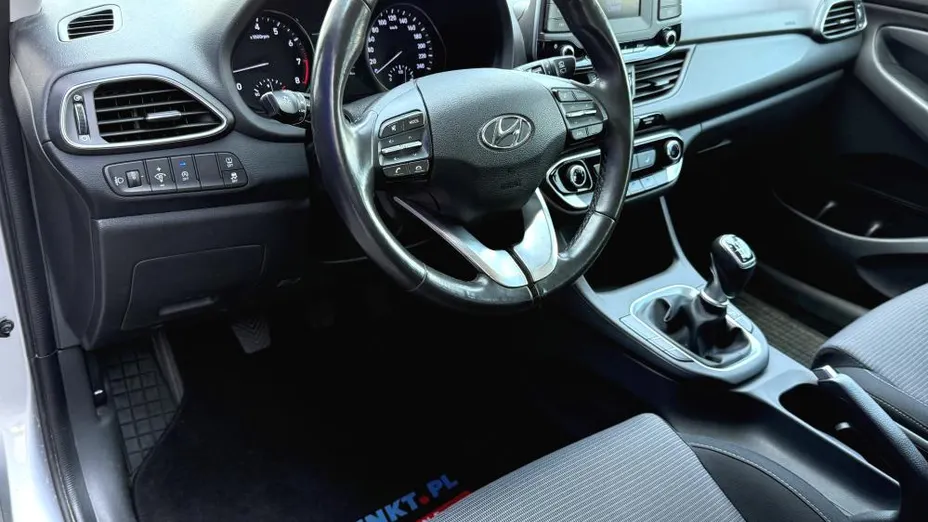 HYUNDAI i30 i30 1.5 DPI Classic +