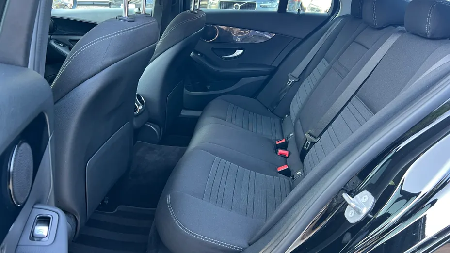 MERCEDES-BENZ C Klasa C 180 9G-TRONIC