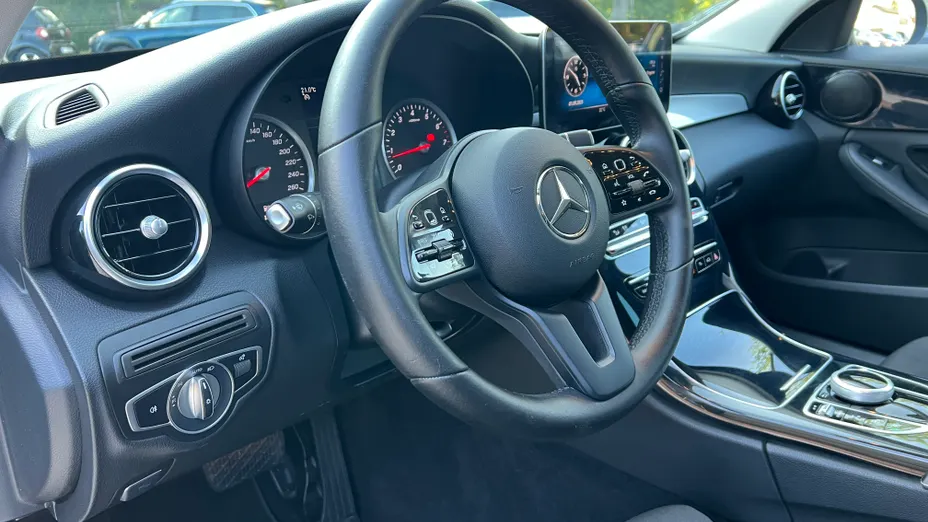 MERCEDES-BENZ C Klasa C 180 9G-TRONIC