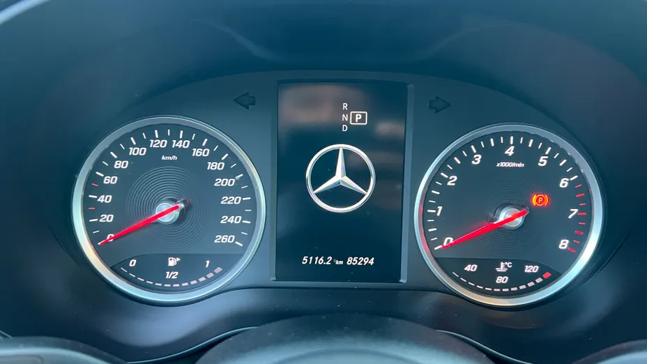 MERCEDES-BENZ C Klasa C 180 9G-TRONIC