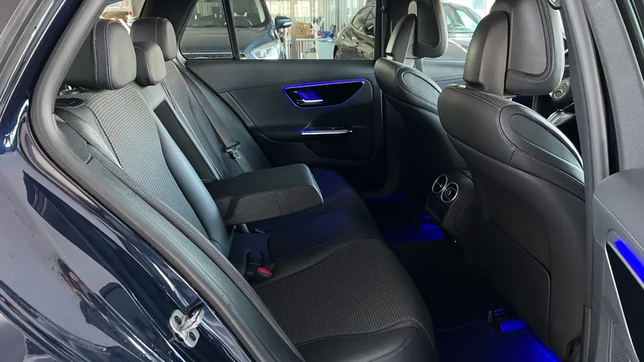 MERCEDES-BENZ C Klasa C 220 d 4MATIC 9G-TRONIC