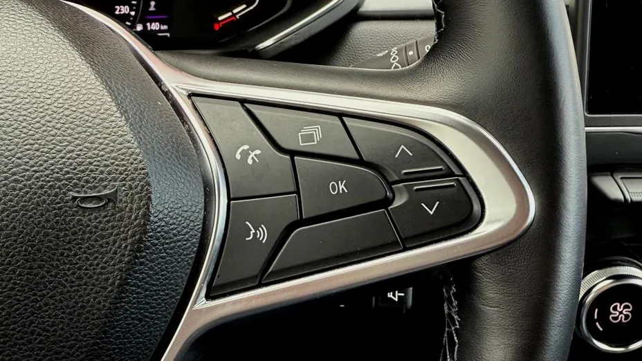 RENAULT Captur Captur 1.3 TCe mHEV Techno