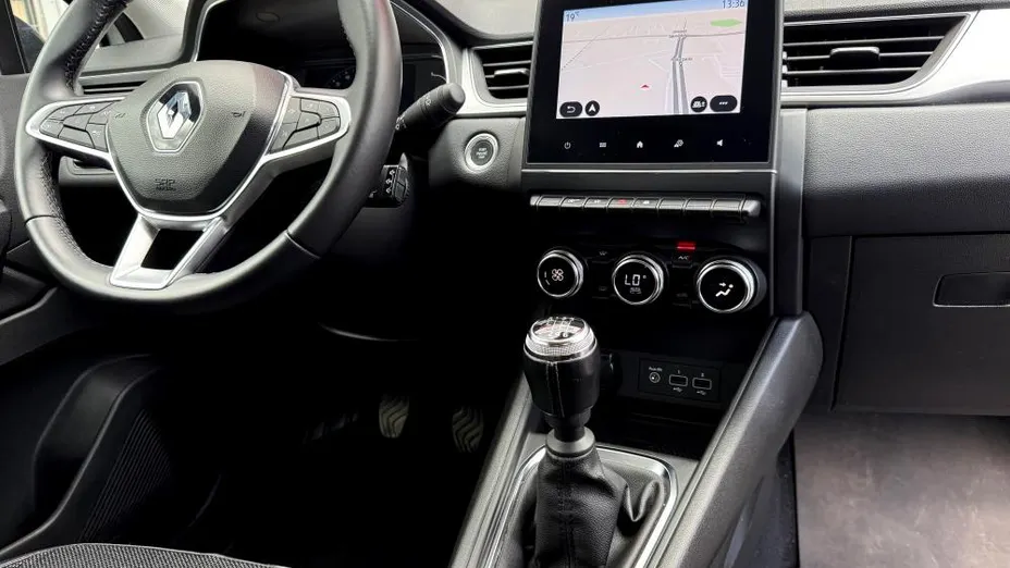 RENAULT Captur Captur 1.3 TCe mHEV Techno