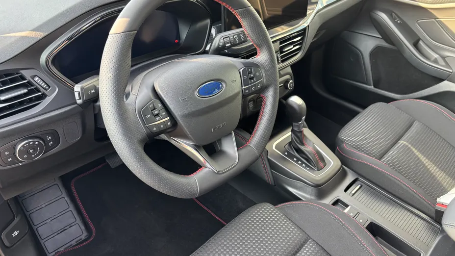 FORD Focus Focus 1.0 EcoBoost mHEV ST-Line X aut Nowy