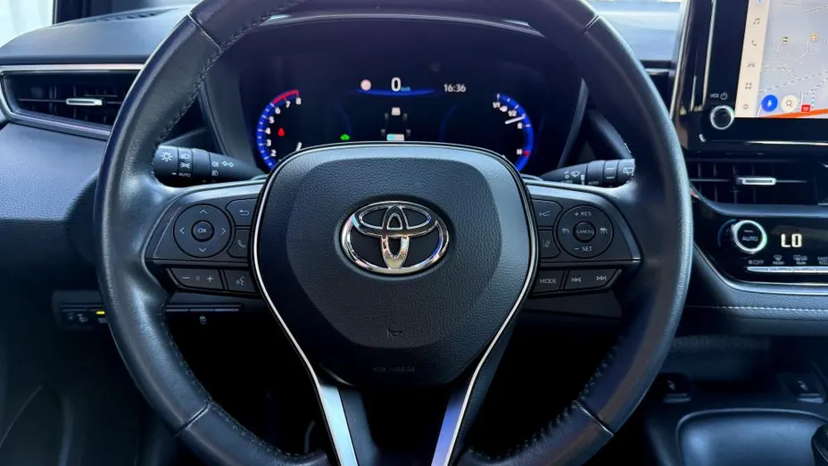 TOYOTA Corolla Corolla 2.0 Hybrid Comfort