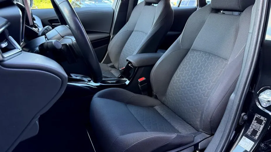 TOYOTA Corolla Corolla 2.0 Hybrid Comfort