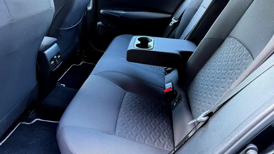 TOYOTA Corolla Corolla 2.0 Hybrid Comfort