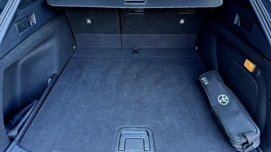 TOYOTA Corolla Corolla 2.0 Hybrid Comfort