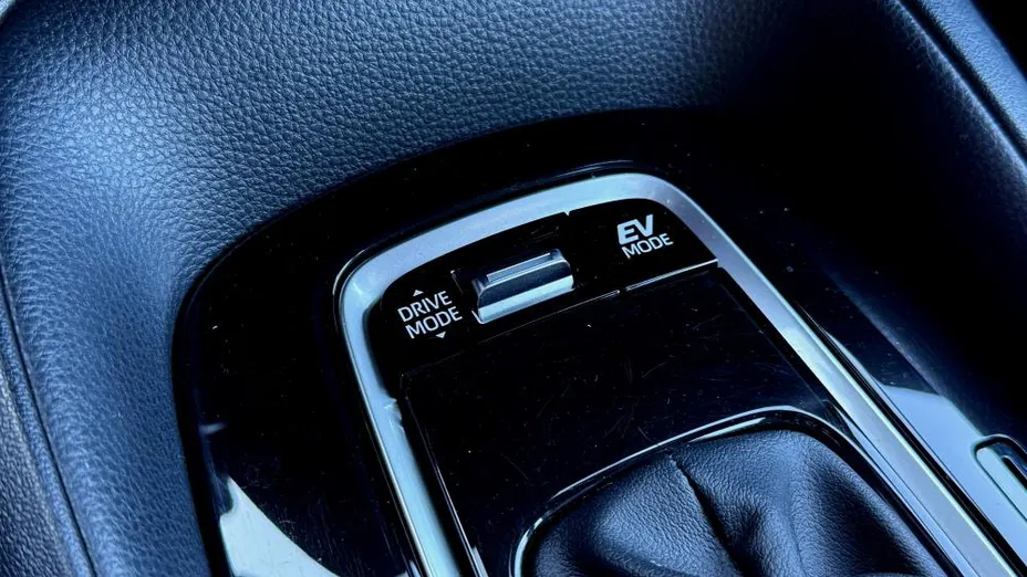 TOYOTA Corolla Corolla 2.0 Hybrid Comfort