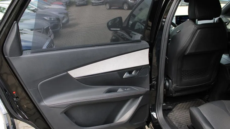 PEUGEOT 5008 5008 1.6 PureTech GT S&S EAT8