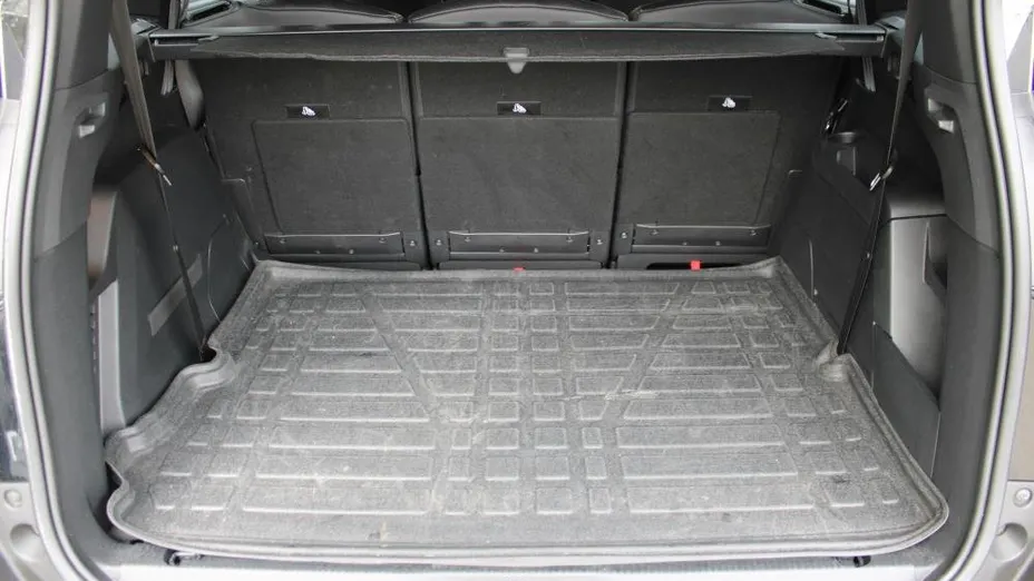 PEUGEOT 5008 5008 1.6 PureTech GT S&S EAT8