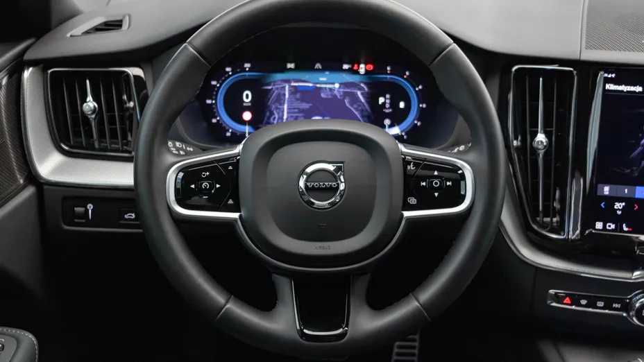 VOLVO XC60 XC60 B4 D AWD Plus Dark aut