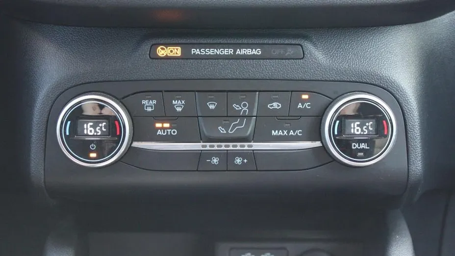 FORD Kuga Kuga 2.5 FHEV FWD Titanium