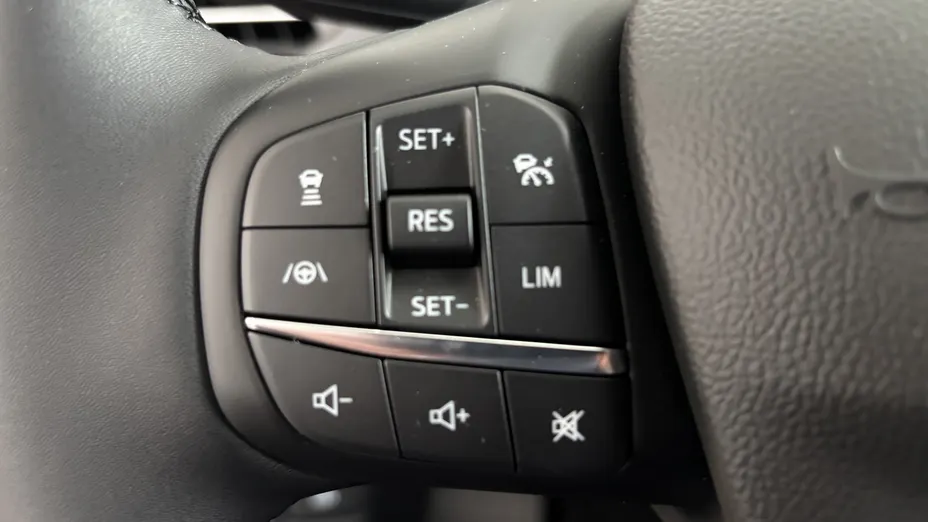 FORD Focus Focus 1.0 EcoBoost mHEV Active X aut Nowy